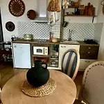 Casa De Oro Alma アパートホテル 4*