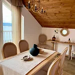 Casa De Oro Alma アパートホテル 4*