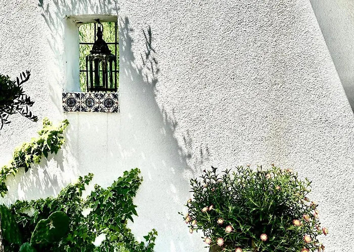 Casa De Oro Alma Aparthotel 4*